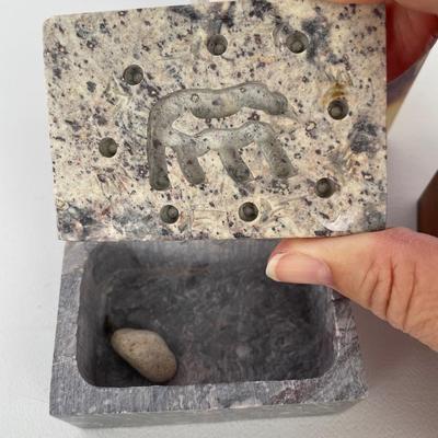 3 Small Trinket boxes
