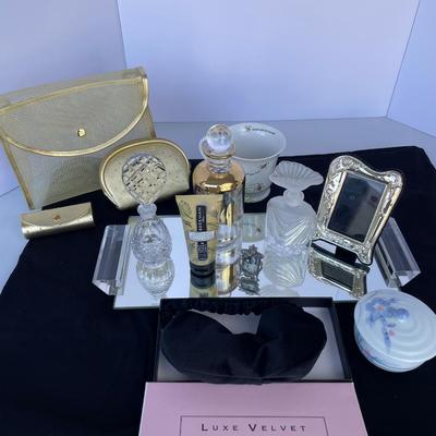Mirrored Vanity Tray with Glass Perfume Bottles