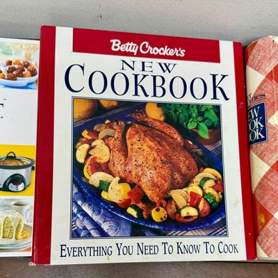 Sale Photo Thumbnail #302: In good condition.