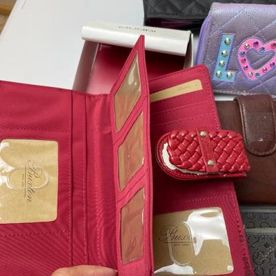 7 Piece Wallets, Avon Makeup Travel bag