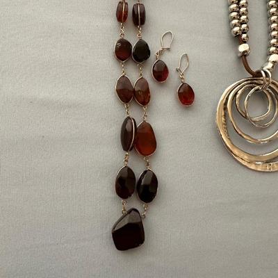 NICE COSTUME JEWELRY