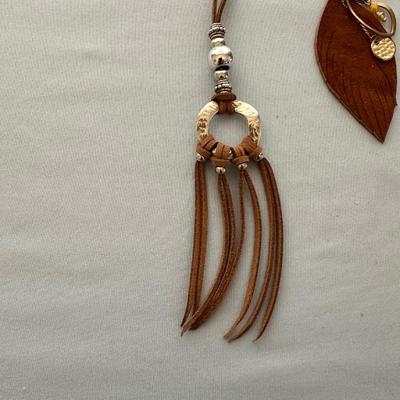 NICE COSTUME JEWELRY