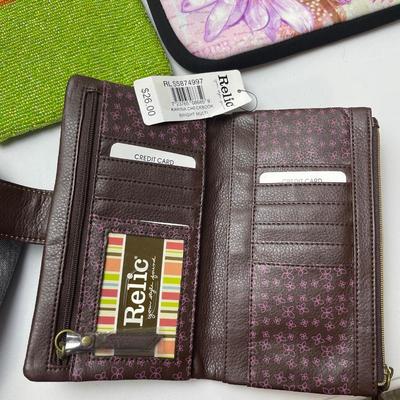 5 Pieces of Accessories, New Relic Wallet