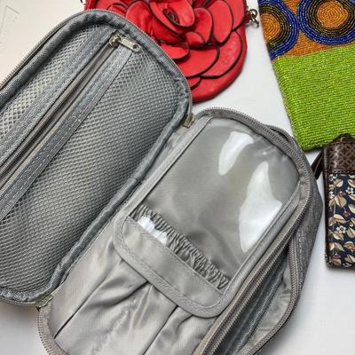 5 Pieces of Accessories, New Relic Wallet