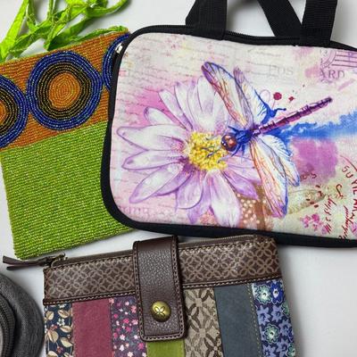 5 Pieces of Accessories, New Relic Wallet