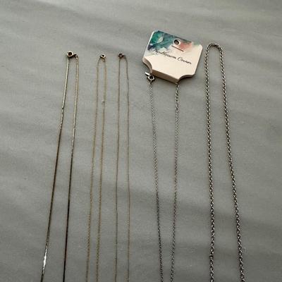 CHAIN NECKLACES