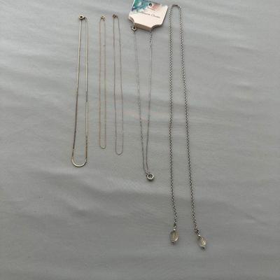 CHAIN NECKLACES