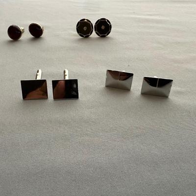 CUFFLINKS