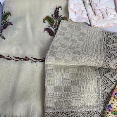 Great Vintage Crochet Apron and Handiwork