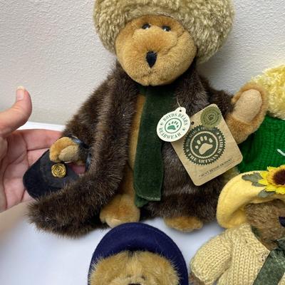 Boyd’s Bears and Bunny Lot of 6