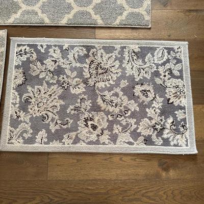 3 AREA RUGS