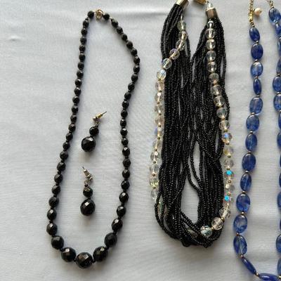 BEADED NECKLACES AND 2 STRING BRACELETS