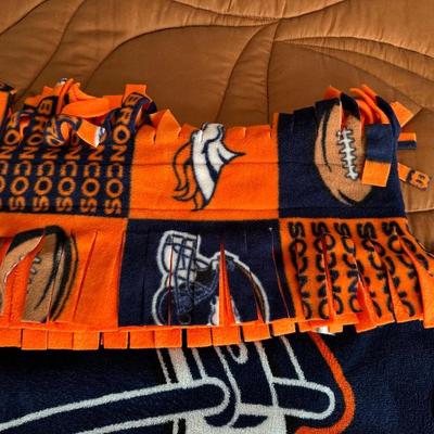 BRONCO THROWS AND PINS