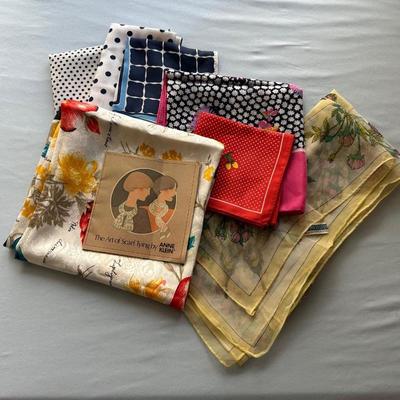 LADIES SCARVES
