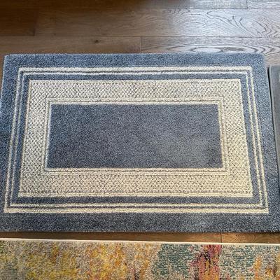 AREA RUGS AND BATH MAT
