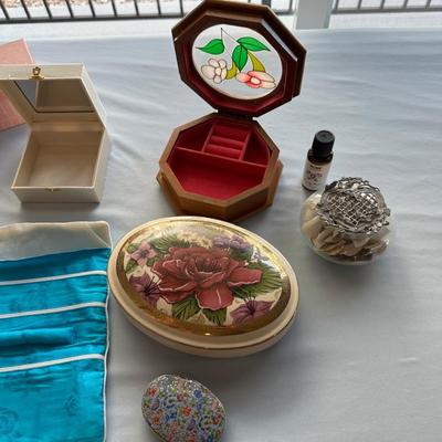 JEWELRY BOXES AND BAGS, ONE IS A MUSIC BOX