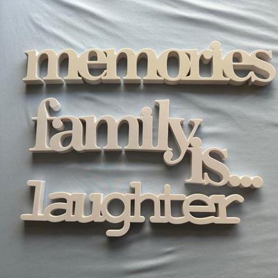 WALL DECOR