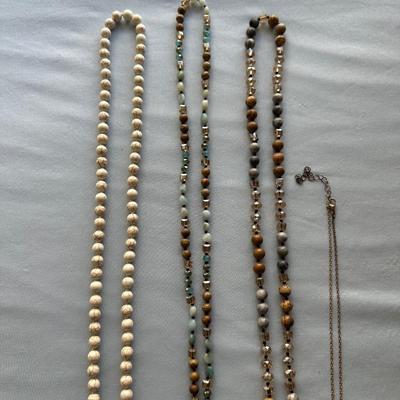 RELIGIOUS NECKLACES AND CROSS RING