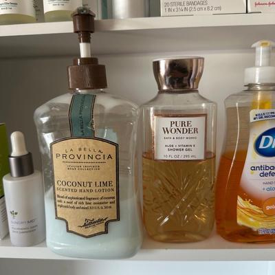 BATHROOM LOT