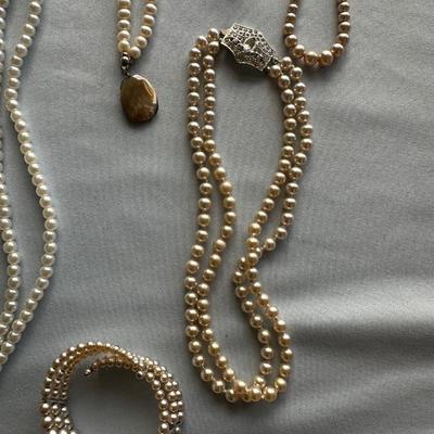 PEARL NECKLACES AND BRACELET