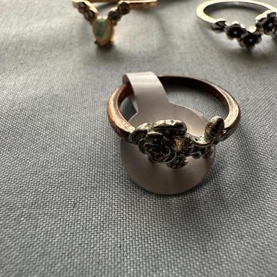 RINGS, SIZE 7