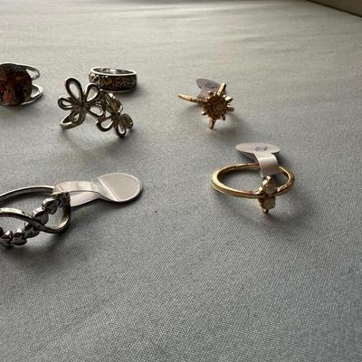 RINGS, SIZE 8