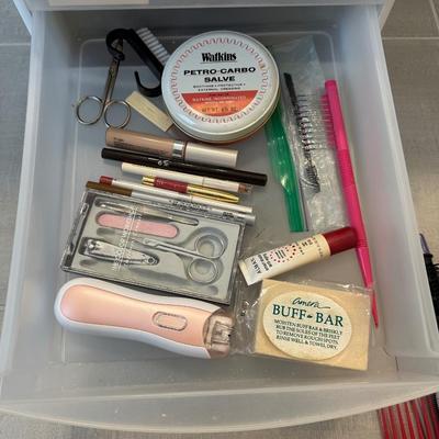 HAIR CARE WITH STORAGE BIN OF MAKEUP