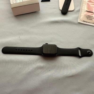 ANOTHER APPLE WATCH WITH EXTRA WATCH BANDS
