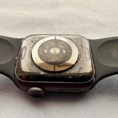 ANOTHER APPLE WATCH WITH EXTRA WATCH BANDS