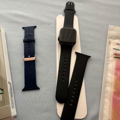 ANOTHER APPLE WATCH WITH EXTRA WATCH BANDS