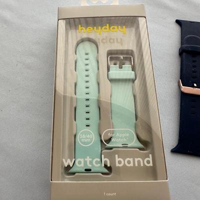 ANOTHER APPLE WATCH WITH EXTRA WATCH BANDS
