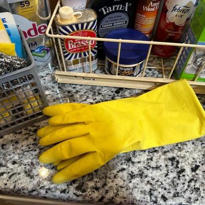 HOUSEHOLD CLEANING SUPPLIES