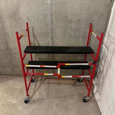 SMALL SCAFFOLD