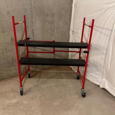SMALL SCAFFOLD