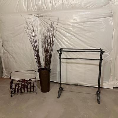 METAL QUILT RACK, MAGAZINE RACK AND CAN