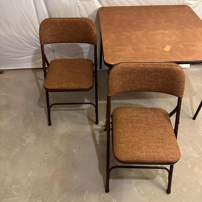 MECO CARD TABLE WITH 2 CHAIRS