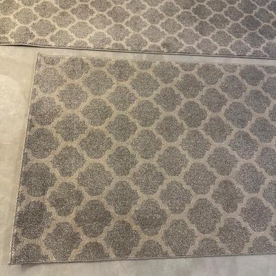 2 AREA RUGS