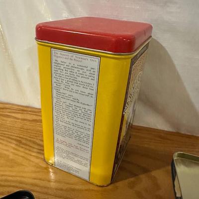 JOHN DEERE TRAY AND TIN CANISTERS