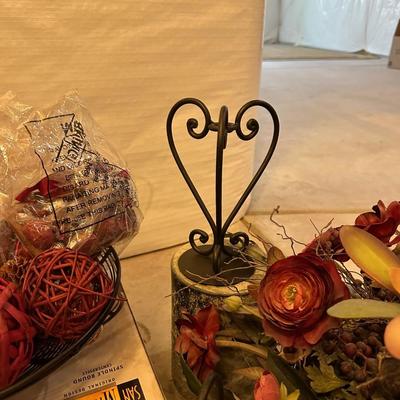 HOME DECORATING ITEMS