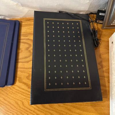 PHOTO FRAME AND ALBUMS