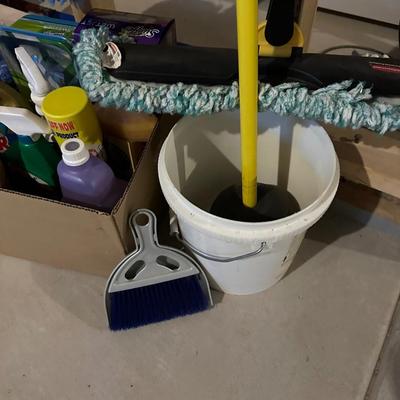 HOUSE CLEANING ITEMS
