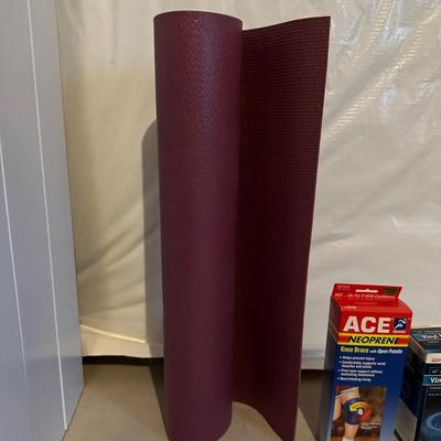 YOGA MAT, KNEE BRACE, TOILET CUSHION AND HEART RATE MONITOR