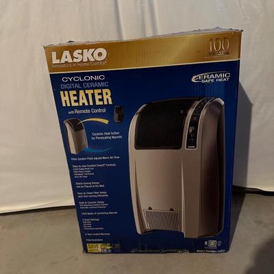 LASKO SPACE HEATER, NEW IN BOX