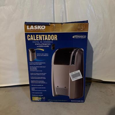 LASKO SPACE HEATER, NEW IN BOX