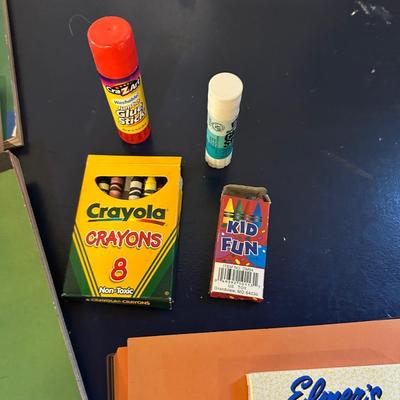 CONSTRUCTION PAPER AND COLORS