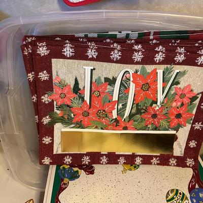 INSIDE AND OUTSIDE CHRISTMAS DECORATIONS