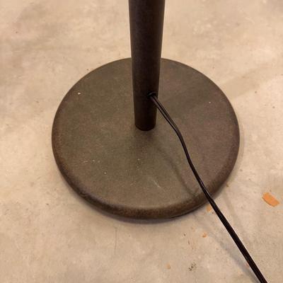 HEAVY METAL FLOOR LAMP