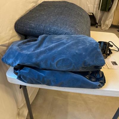 AIR MATTRESS AND COMFORTER