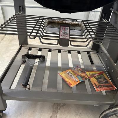 WEBER LP GAS GRILL AND TOOLS