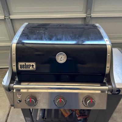 WEBER LP GAS GRILL AND TOOLS